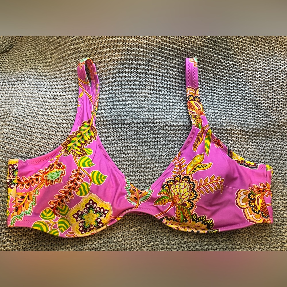 aerie V Scoop Bikini Top